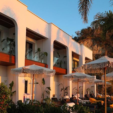 Oniro By Iliria Palace (Adults Only) Химара Экстерьер фото